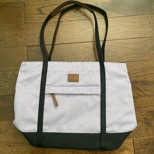 NWOT roots lunch bag